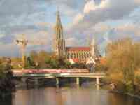 Regional train crossing Danube in front of Münster