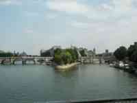 The Seine splitting around an island