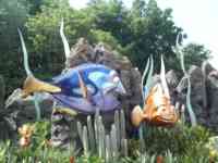 Sculptures of fish from Saving Nemo