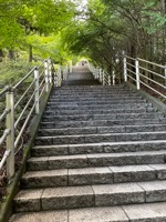 Path to Chuereito Pagoda