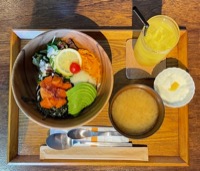 Beach Side Cafe Poké Bowl with miso soup, pudding, and mango juice