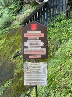 Sign at Nageiredo, translated
