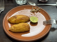 Lunch at Pachapapa: Empanada salteña